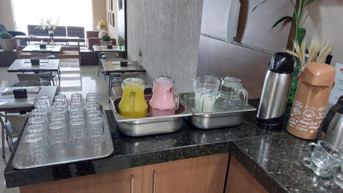 Hotel Sol Curitiba Eksteriør billede